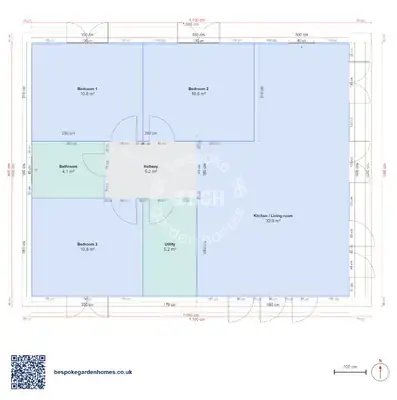 Compact three-bedroom log house plan — 10 × 8 m